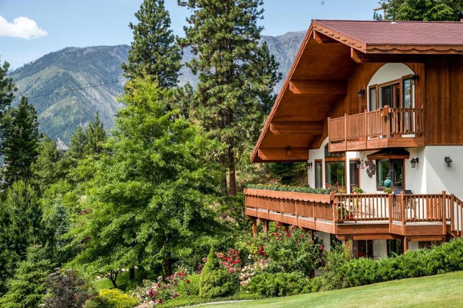 Fox Den Bed & Breakfast Левънуърт Екстериор снимка