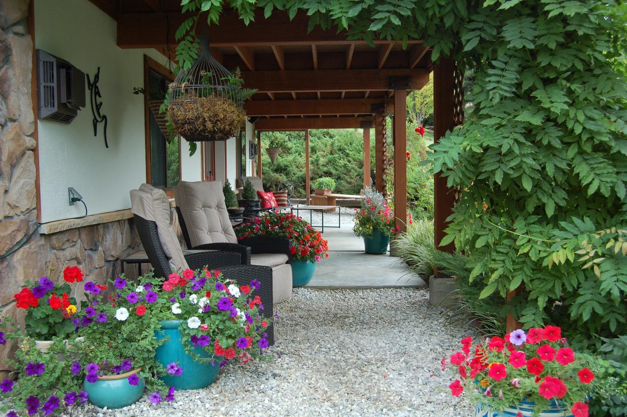 Fox Den Bed & Breakfast Левънуърт Екстериор снимка